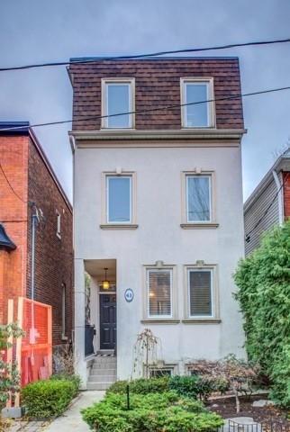 61 Hocken Ave, House detached with 4 bedrooms, 4 bathrooms and 2 parking in Toronto ON | Image 1
