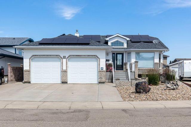 64 Scott Green Se, House detached with 4 bedrooms, 3 bathrooms and 3 parking in Medicine Hat AB | Image 2
