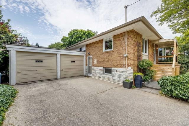 6 Neilson Ave, House detached with 3 bedrooms, 2 bathrooms and 8 parking in Toronto ON | Image 23