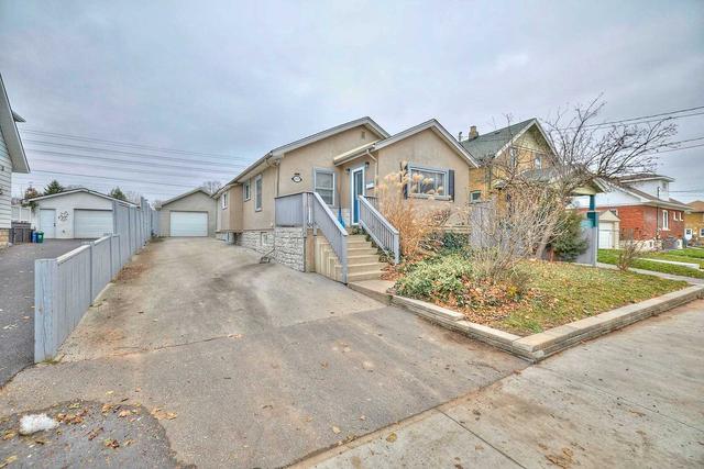 4533 Sixth St, House detached with 3 bedrooms, 2 bathrooms and 6 parking in Niagara Falls ON | Card Image