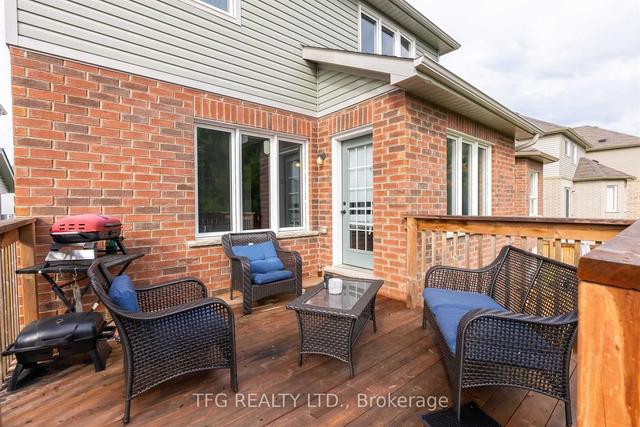 103 Mallory St, House detached with 3 bedrooms, 3 bathrooms and 3 parking in Clarington ON | Image 5