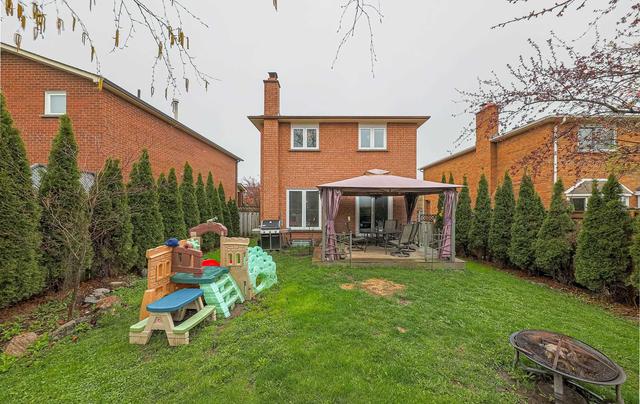 82 Ironwood Cres, House detached with 3 bedrooms, 2 bathrooms and 3 parking in Whitchurch Stouffville ON | Image 24