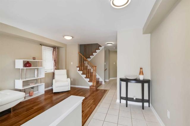 16 Succession Cres, House attached with 4 bedrooms, 3 bathrooms and 2 parking in Barrie ON | Image 19