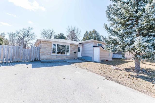 731 Balmoral Dr, House detached with 3 bedrooms, 2 bathrooms and 6 parking in Brampton ON | Image 12
