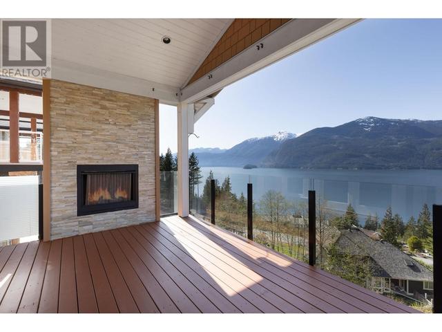 40 Salal Court, House detached with 5 bedrooms, 6 bathrooms and 6 parking in Squamish Lillooet D BC | Image 6
