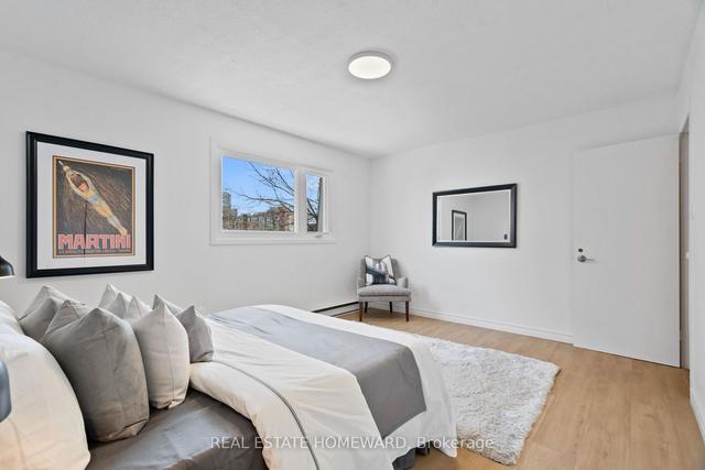 70 Stanley Terr, House attached with 3 bedrooms, 2 bathrooms and 2 parking in Toronto ON | Image 15
