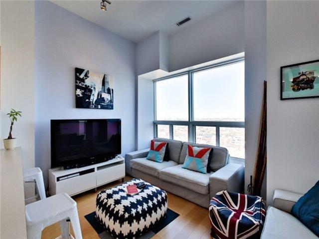 Uph 06 - 700 King St W, Condo with 2 bedrooms, 2 bathrooms and 1 parking in Toronto ON | Image 12