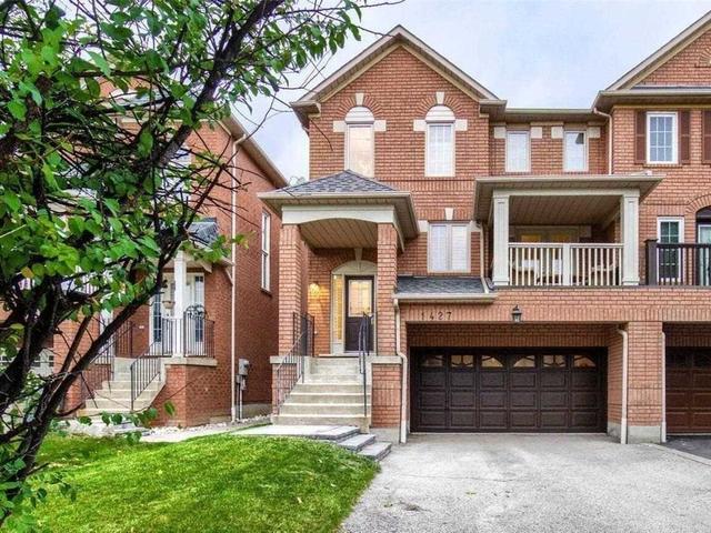 1427 Daventry Crt, House semidetached with 3 bedrooms, 3 bathrooms and 4 parking in Mississauga ON | Image 1