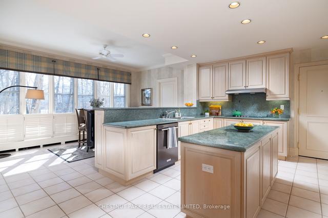 2a - 1 Chedington Pl, Condo with 2 bedrooms, 4 bathrooms and 2 parking in Toronto ON | Image 7
