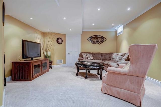 81 Sagewood Ave, House detached with 2 bedrooms, 3 bathrooms and 3 parking in Clarington ON | Image 19