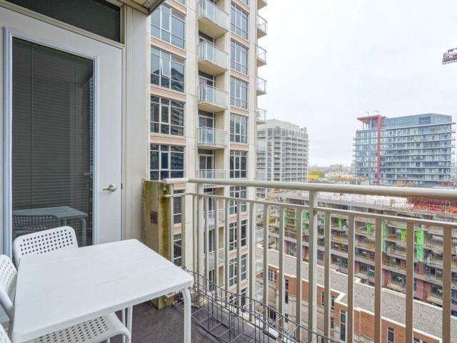 1010 - 21 Grand Magazine St, Condo with 1 bedrooms, 1 bathrooms and 1 parking in Toronto ON | Image 2