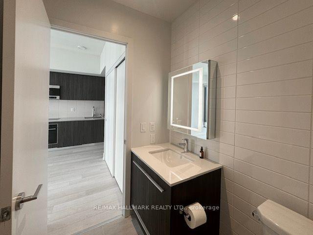 4408 - 8 Cumberland St, Condo with 1 bedrooms, 1 bathrooms and 0 parking in Toronto ON | Image 13