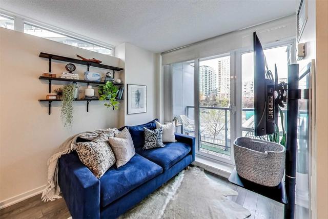 201 - 20 Joe Shuster Way, Condo with 1 bedrooms, 1 bathrooms and 0 parking in Toronto ON | Image 17