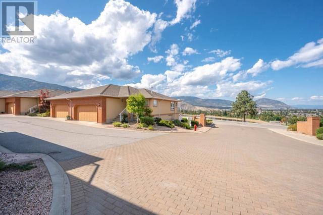 101 - 3948 Finnerty Road, House attached with 3 bedrooms, 2 bathrooms and 2 parking in Penticton BC | Image 5