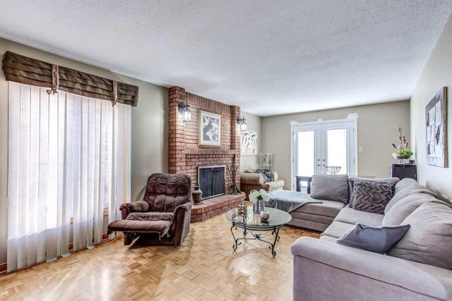 258 Gracefield Ave, House detached with 4 bedrooms, 4 bathrooms and 4 parking in Toronto ON | Image 9