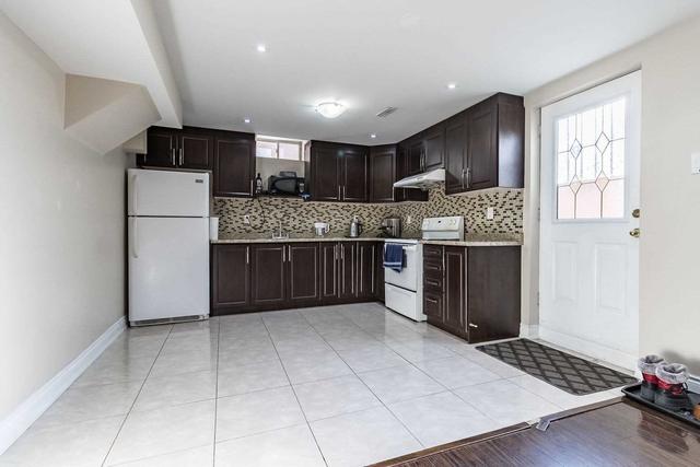 58 Citadel Cres, House detached with 4 bedrooms, 4 bathrooms and 6 parking in Brampton ON | Image 20