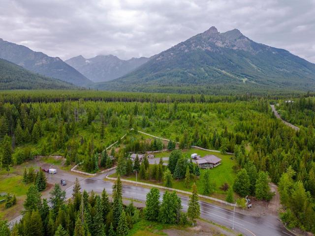 3000 Balmer Drive, House detached with 4 bedrooms, 3 bathrooms and null parking in Elkford BC | Image 43