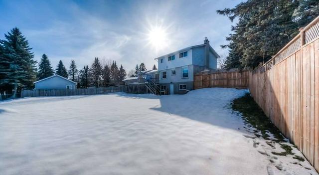 42 Viewmont Clse, House detached with 3 bedrooms, 3 bathrooms and 5 parking in Kitchener ON | Image 24