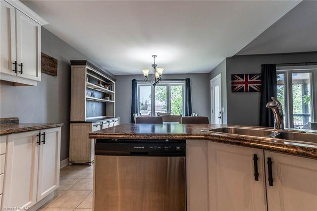 3954 Village Creek Drive, House detached with 3 bedrooms, 2 bathrooms and 6 parking in Fort Erie ON | Image 36