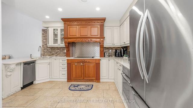 171 Edenbrook Hill Dr, House detached with 3 bedrooms, 4 bathrooms and 6 parking in Brampton ON | Image 6
