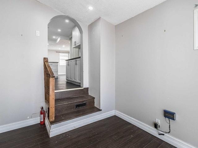 7504 Kipling Ave, House detached with 2 bedrooms, 1 bathrooms and 3 parking in Vaughan ON | Image 20