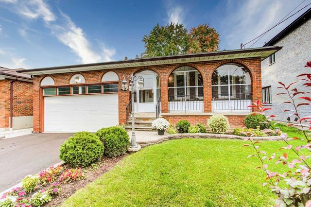 226 Connaught Ave, House detached with 4 bedrooms, 4 bathrooms and 6 parking in Toronto ON | Image 12
