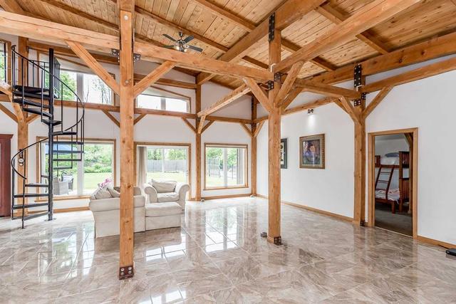 419 Penetanguishene Rd, Home with 3 bedrooms, 3 bathrooms and 10 parking in Oro Medonte ON | Image 6