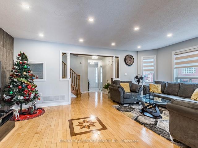 53 Pressed Brick Dr, House semidetached with 4 bedrooms, 4 bathrooms and 4 parking in Brampton ON | Image 34