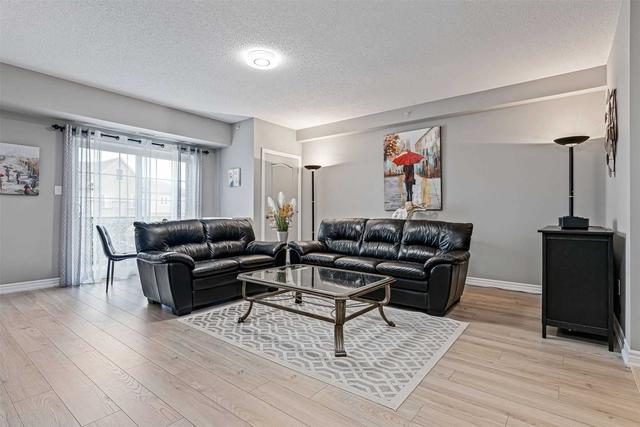 411-41 Ferndale Dr S, Condo with 3 bedrooms, 2 bathrooms and 1 parking in Barrie ON | Image 4