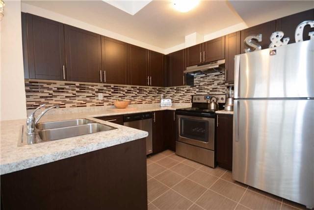 1003 - 2420 Baronwood Dr, Townhouse with 2 bedrooms, 3 bathrooms and 1 parking in Oakville ON | Image 5