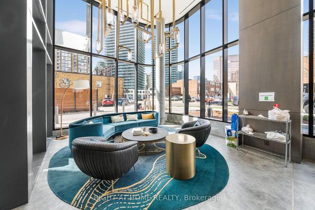 1502 - 15 Holmes Ave, Condo with 2 bedrooms, 2 bathrooms and 1 parking in Toronto ON | Image 17