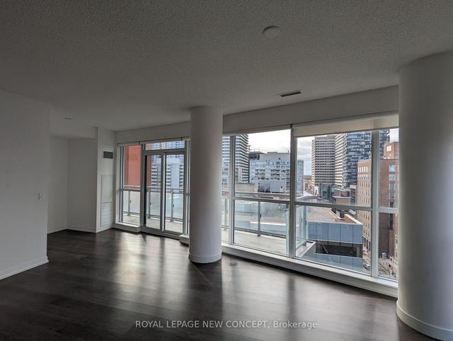 1002 - 89 Dunfield Ave, Condo with 1 bedrooms, 1 bathrooms and 1 parking in Toronto ON | Image 4