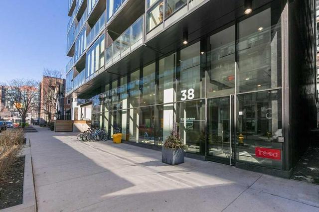 1007 - 38 Stewart St, Condo with 1 bedrooms, 1 bathrooms and null parking in Toronto ON | Image 26