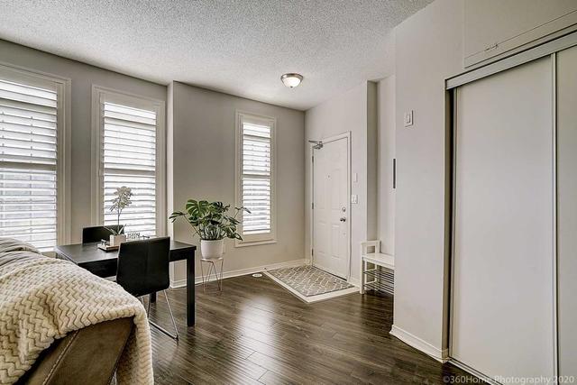 25 - 23 Island Rd, Townhouse with 3 bedrooms, 2 bathrooms and 1 parking in Toronto ON | Image 2