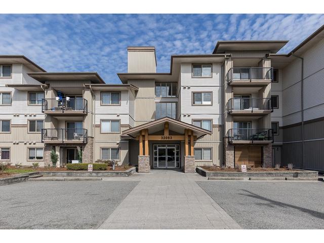 402 - 32063 Mt. Waddington Avenue, Condo with 2 bedrooms, 1 bathrooms and 1 parking in Abbotsford BC | Image 3