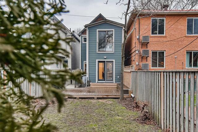 46 Eaton Ave, House detached with 2 bedrooms, 2 bathrooms and 0 parking in Toronto ON | Image 29
