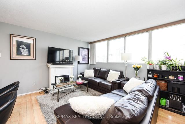 sph11 - 3695 Kaneff Cres, Condo with 2 bedrooms, 2 bathrooms and 2 parking in Mississauga ON | Image 8