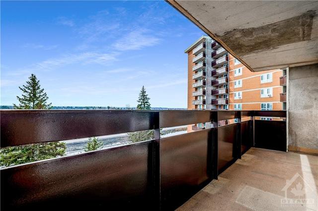 703 - 2000 Jasmine Crescent, Condo with 3 bedrooms, 2 bathrooms and 2 parking in Ottawa ON | Image 19