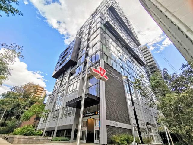 1409 - 17 Dundonald St, Condo with 1 bedrooms, 1 bathrooms and 0 parking in Toronto ON | Image 1