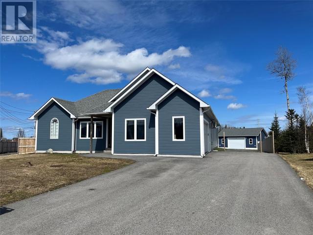 17 Quimby Place, House detached with 3 bedrooms, 2 bathrooms and null parking in Gander NL | Image 1