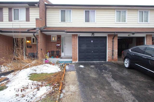 7475 Goreway Dr, Townhouse with 4 bedrooms, 3 bathrooms and 2 parking in Mississauga ON | Image 1