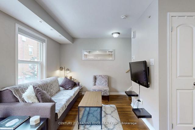 6 - 8 Florence Wyle Lane, Townhouse with 2 bedrooms, 2 bathrooms and 1 parking in Toronto ON | Image 40