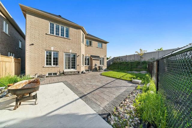 1561 Dusty Dr, House detached with 4 bedrooms, 5 bathrooms and 4 parking in Pickering ON | Image 39