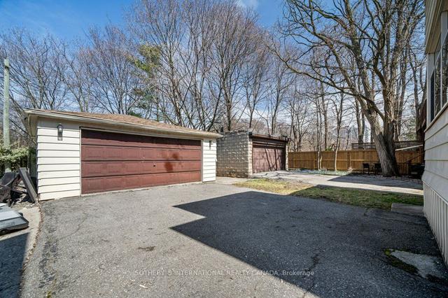 14 Kilbarry Rd, House detached with 4 bedrooms, 3 bathrooms and 5 parking in Toronto ON | Image 13