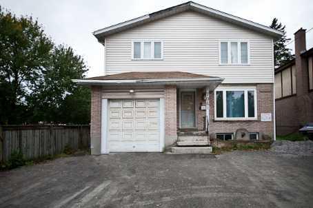 704 Brock St S, House detached with 2 bedrooms, 3 bathrooms and 4 parking in Whitby ON | Image 1