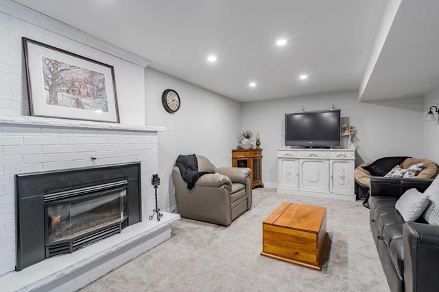 18 Payne St, House detached with 3 bedrooms, 2 bathrooms and 5 parking in Kawartha Lakes ON | Image 18