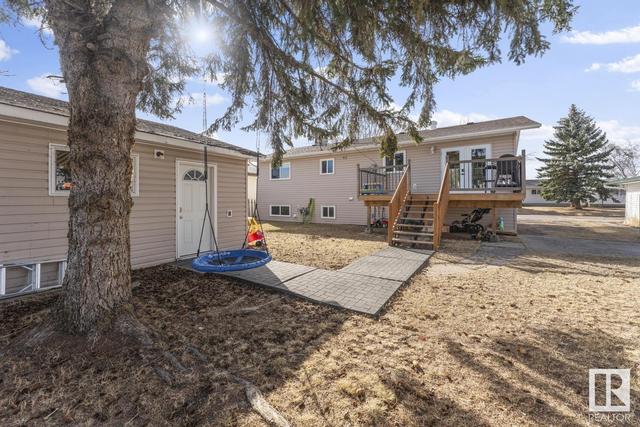 4403 44 Av, House detached with 5 bedrooms, 2 bathrooms and null parking in Bonnyville AB | Image 30