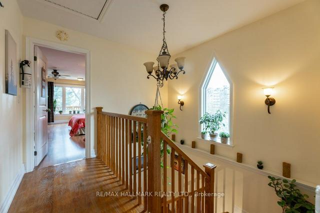 3 Park Blvd, House detached with 3 bedrooms, 4 bathrooms and 5 parking in Toronto ON | Image 5