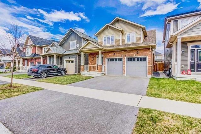 233 Blackwell Cres, House detached with 3 bedrooms, 4 bathrooms and 4 parking in Oshawa ON | Image 12
