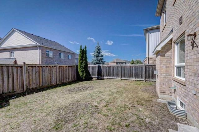 34 Middlecote Dr, House detached with 3 bedrooms, 3 bathrooms and 4 parking in Ajax ON | Image 20